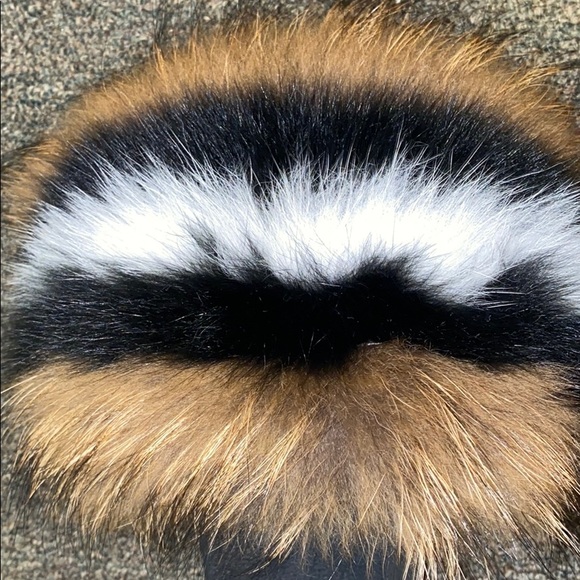 Raccoon fur slides - Picture 2 of 2